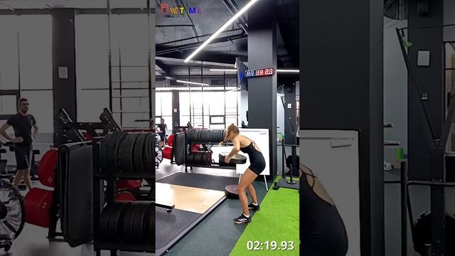 Железнякова Александра, член клуба ТФ Реутов 2, 52 повторения.