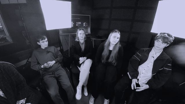 молодежь vs. слепота: что они знают?