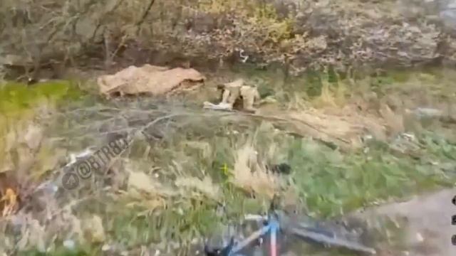 Девушка-штурмовик ВСУ. Прилет в районе головы.