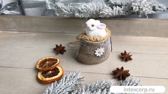 Елочная игрушка КРОЛЬЧОНОК В СУМОЧКЕ, полистоун, 9 см, 59-1177-1