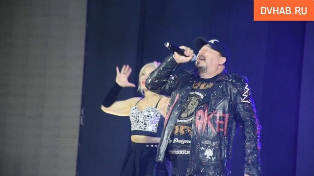 Звезды 90-х выступили в Комсомольске с концертом