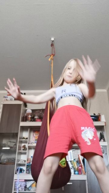 VID_20260412_173418.mp4