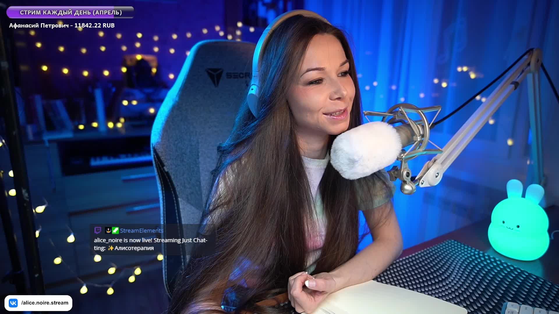 РИСУЮ ПОРТРЕТЫ СТРИМЕРОВ | #стримерша #ламповыйстрим #девушкастримит  #рисование #портретыстримеров