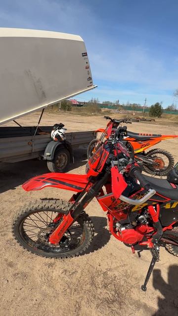 Первое впечатление от таких двух разных но очень интересных байка!