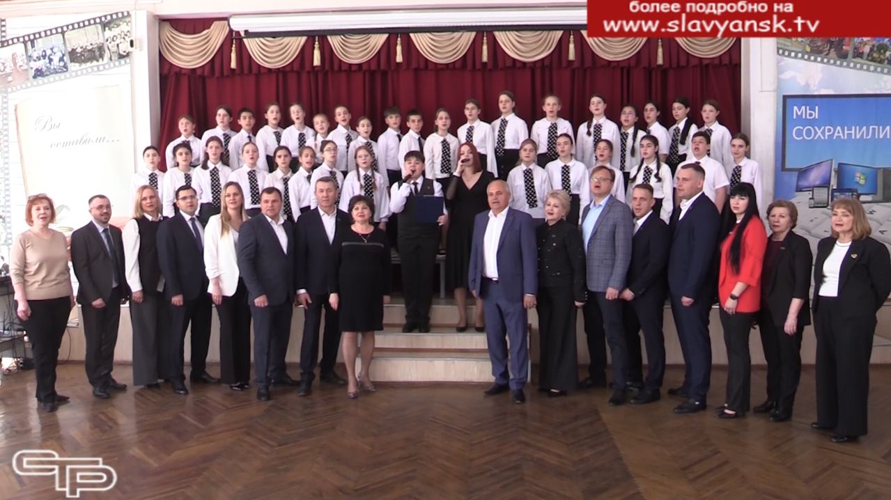 Крепнет дружба между народами