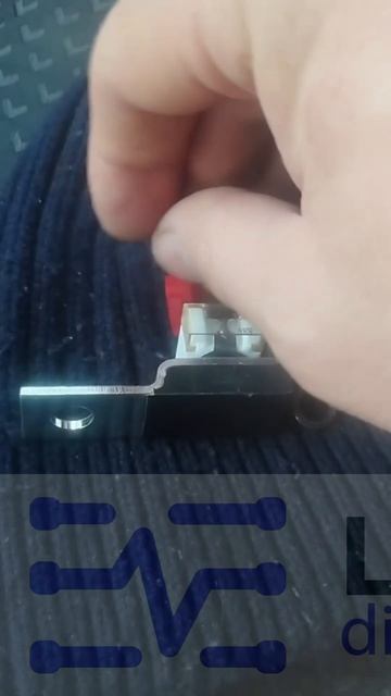 Интересный Миниатюрный предохранитель на 150А. Диагностика в Перми 79963252951.