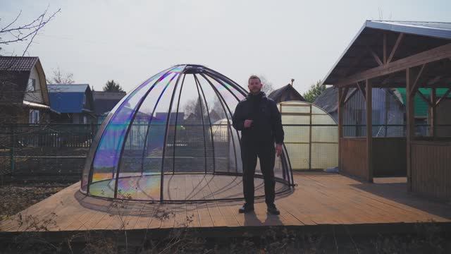 Преимущества беседки из поликарбоната: сравнение  с деревянной