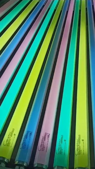 Горизонтальная панель с лампами COLYOUR