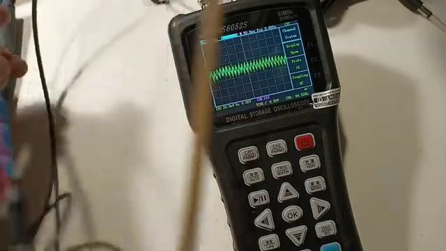 135. (132)Как посмотреть ПУЛЬСАЦИИ напряжения на выходе импульсного блока питания     10-28