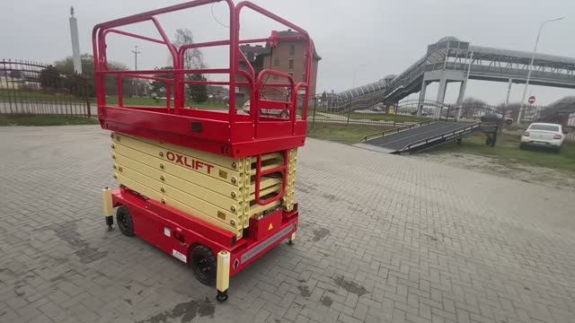 Самоходный ножничный подъемник OXLIFT QZ-050-110