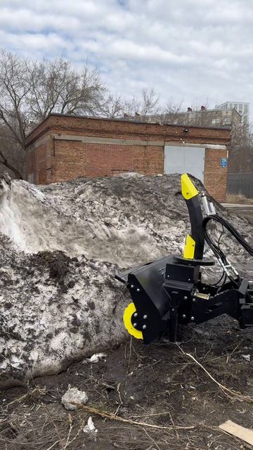 КАК РАБОТАЕТ СНЕГОРОТОР ПО ЛЬДУ И МОКРОМУ СНЕГУ, УЛУЧШЕННАЯ МОДЕЛЬ НА ЗИМУ, МИНИ-ТЕХНИКА МАКСТЕМ
