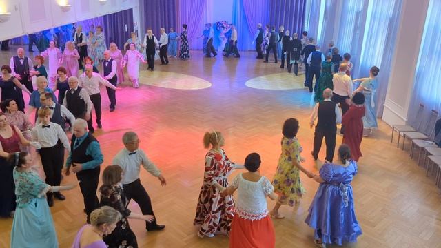 Большой фигурный вальс