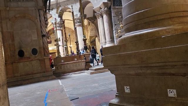 Я озвучила ваши имена на Литургию Фомина воскресенья и письма - в Храме Гроба Господня