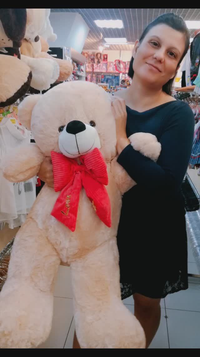 «Только любовь спасёт наш мир и нашу цивилизацию, любовь даже к врагу». М.Л.Кинг #любовь #мир