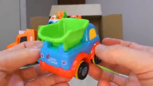 Паровозики Томас и его друзья. Играем с маленькими паровозиками и проверяем их. #дети #видеодлядетей