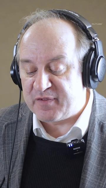 ГОЛОС СКВИДВАРДА БОЛЬШЕ 20 ЛЕТ — ИВАН АГАПОВ