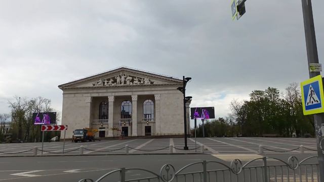 Мариуполь 💗 по. Ленина #драмтеатр 🏛️
