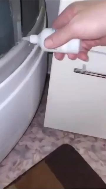 Как легко убрать известковый налет с душевой кабины 🔥