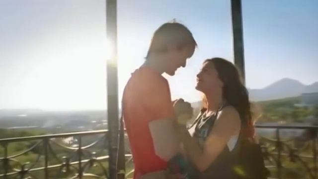 МИА МАНОЛЛИ - НА ПЕРЕКРЕСТКЕ МЕЖДУ СТРОК... - ПРОСТО КРАСИВАЯ ПЕСНЯ ❤️