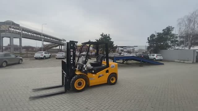 Вилочный погрузчик CHL CPCD35-XC5K2C ( завод HELI )   POV