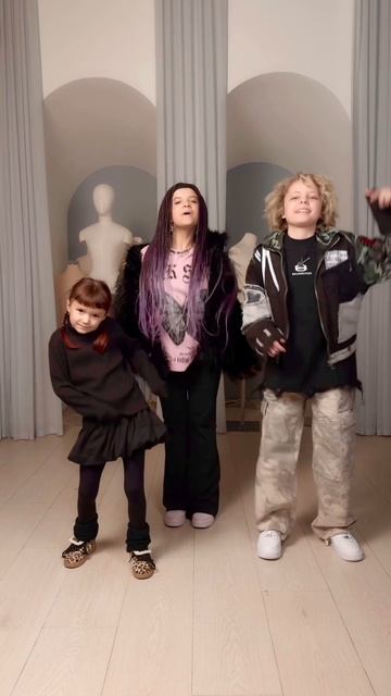 ТУПО Я зажигаю с ребятами 🔥😄 На кого засмотрелся? 😉