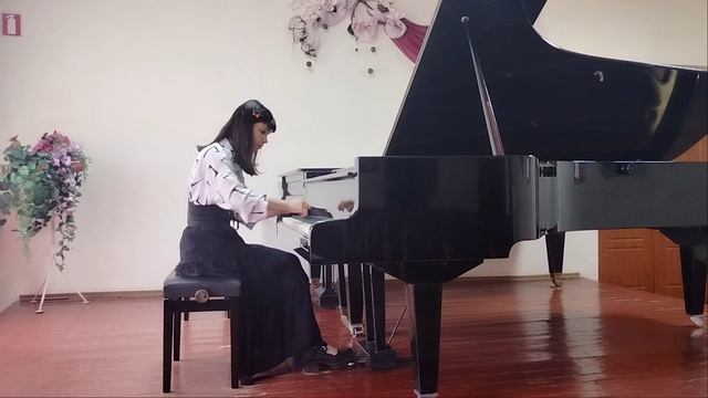 Л. Бетховен. Сонатина 25 G-dur
Кобзева Анна