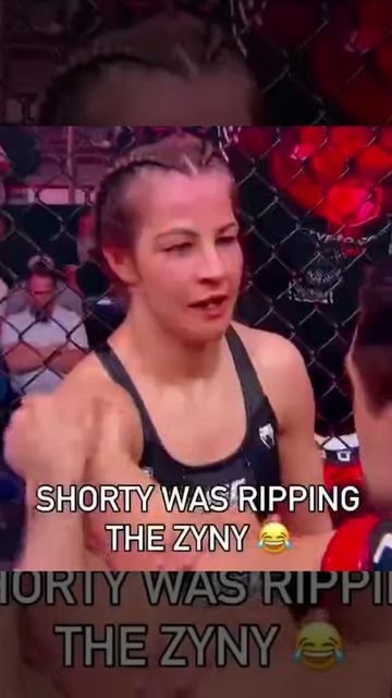 ⚡Ничего необычного, просто Жасмин Ясудавичус дерётся со снюсом под губой!