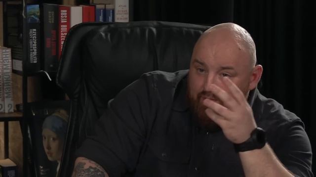 Военный инструктор Антон Черный на канале Юрия Романенко от 16.04.26.