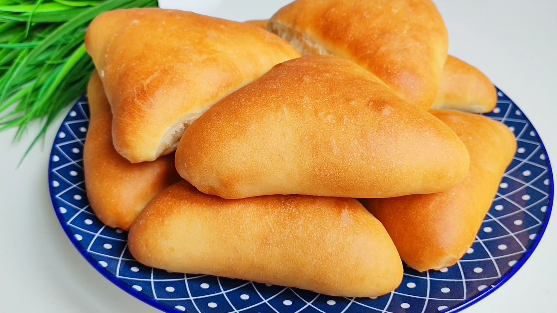 Пирожки с мясом и с капустой. Без защипов, начинка не вытечет!🔥