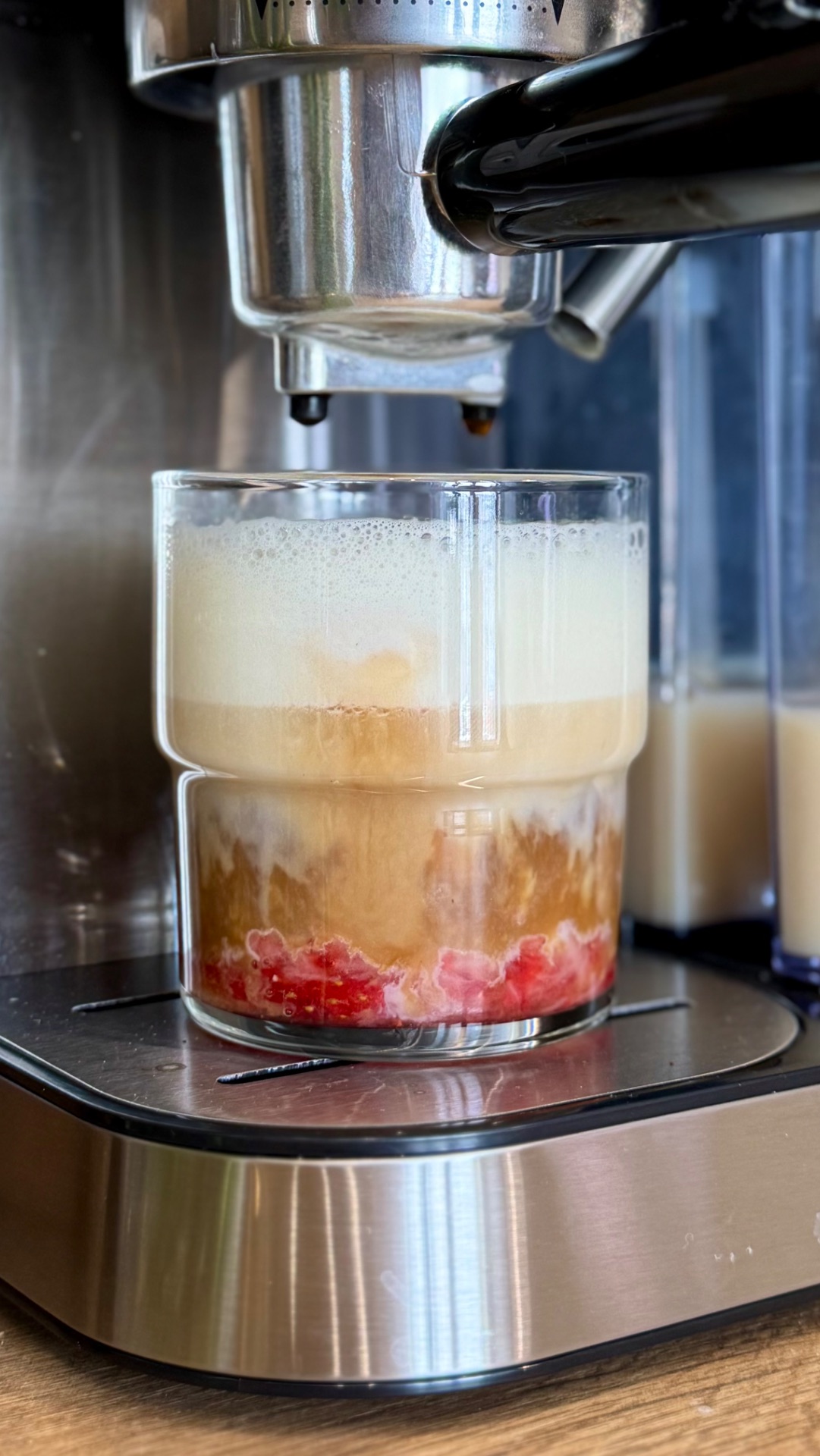 Если твой кофе не выглядит так — ты многое теряешь 🍓🍌