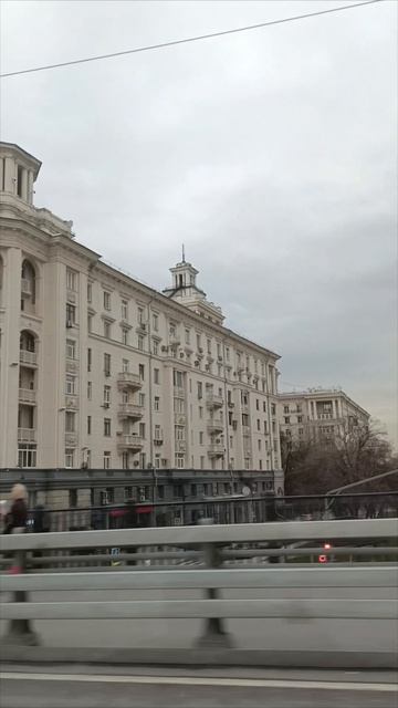 Москва. Проезжая мимо