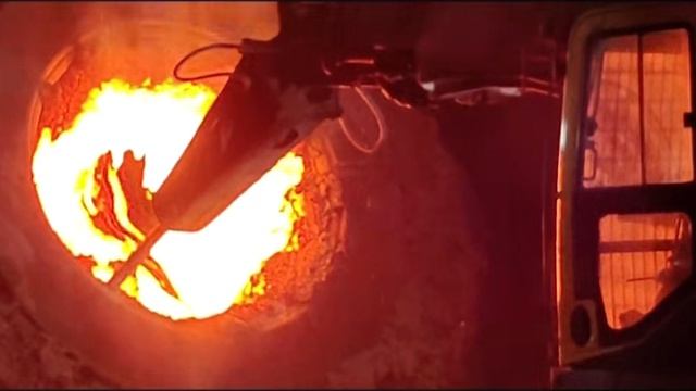 Машина для демонтажа футеровки ковша