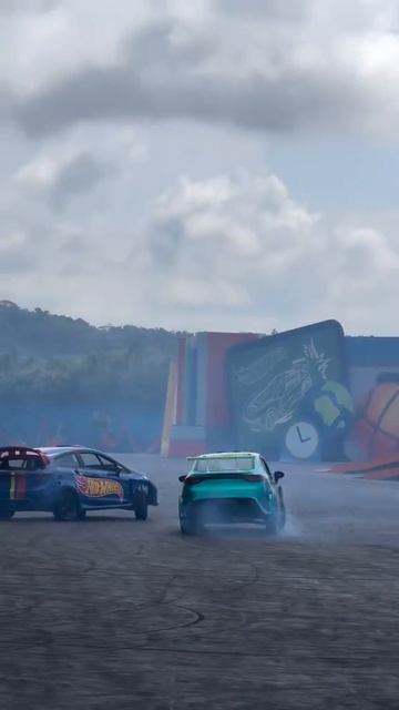 укротитель тягача.mp4