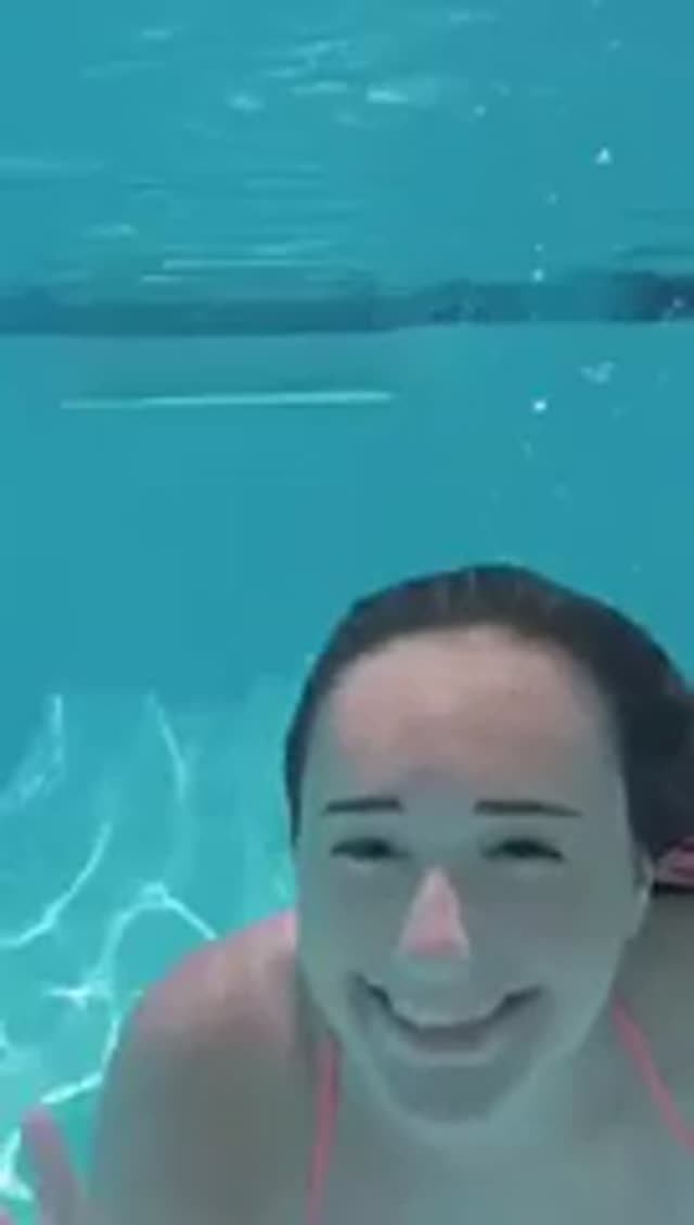 Скоро лето - вспоминаем как плавать 🤗