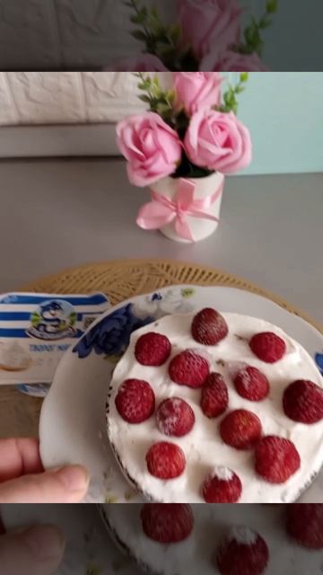 1000264885.mp4. ГОТОВИМ ТОРТИК ИЗ ЗАМОРОЗКИ.#тортпп#заморозкабисквита#вкусно#