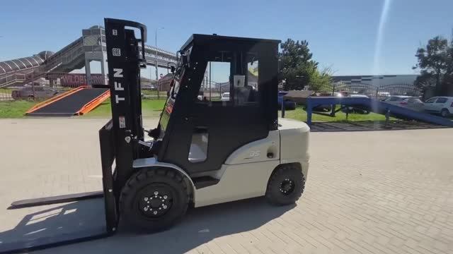 Вилочный погрузчик TFN CPCD35-XRW55F  POV