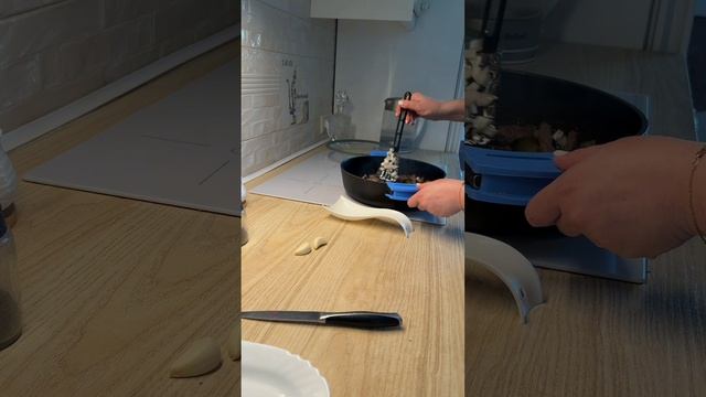 Азу из говядины с солеными огурцами