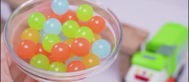 ЗАЛИПАТЕЛЬНЫЕ ШАРИКИ, ЗАЛИПАТЕЛЬНОЕ ВИДЕО, ВИДЕО для ДЕТЕЙ.