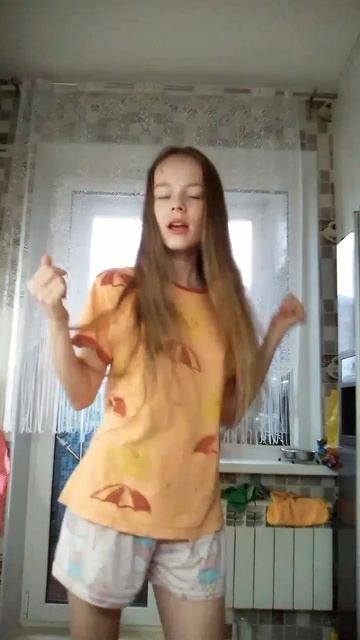 Pelmayk 💗 настрочите комментарии