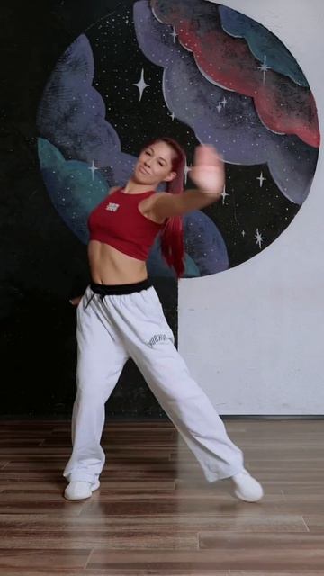 Получите бесплатно курс с разборами движений в Бачате от чемпионки России