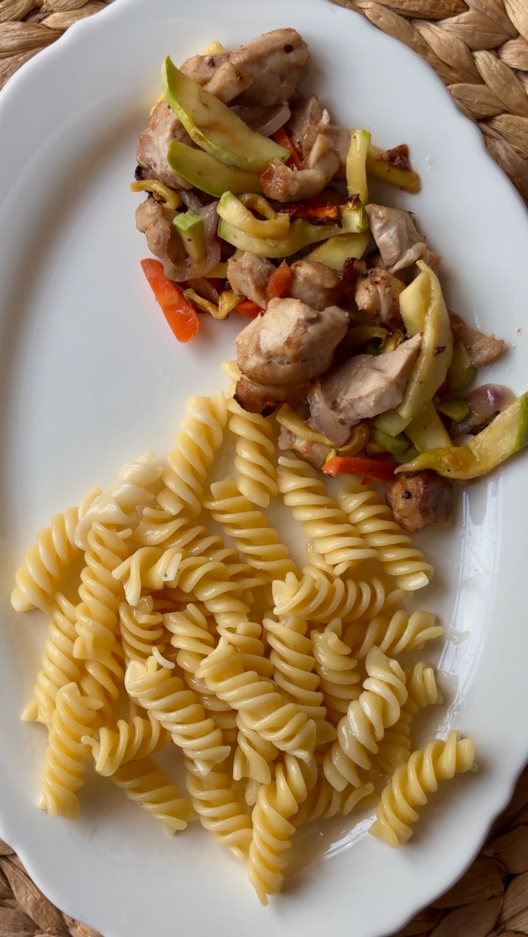 Курица с овощами в аэрогриле🍛