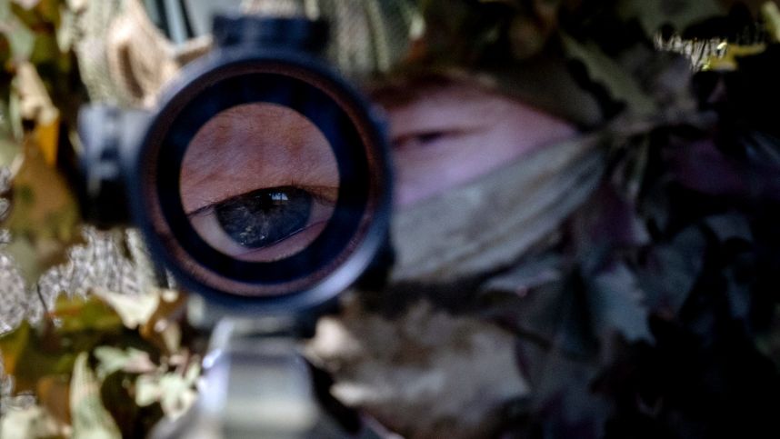 Российские снайперы прикрыли штурмовиков. Лучшее видео из зоны СВО