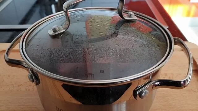 Морс из замороженных ягод черной смородины.