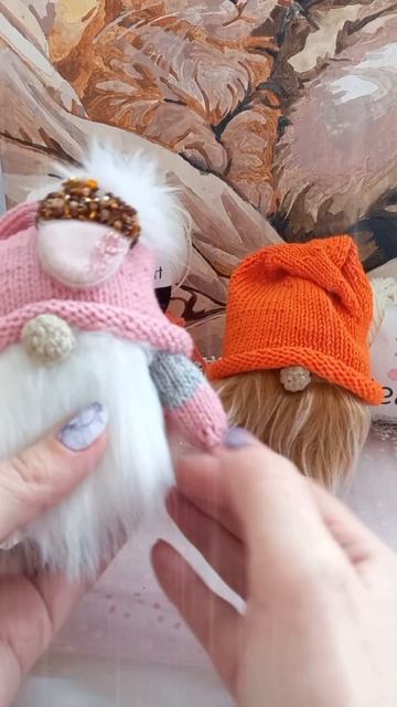 Гномы, связанные спицами и крючком