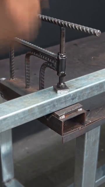 Струбцина для гаража своими руками