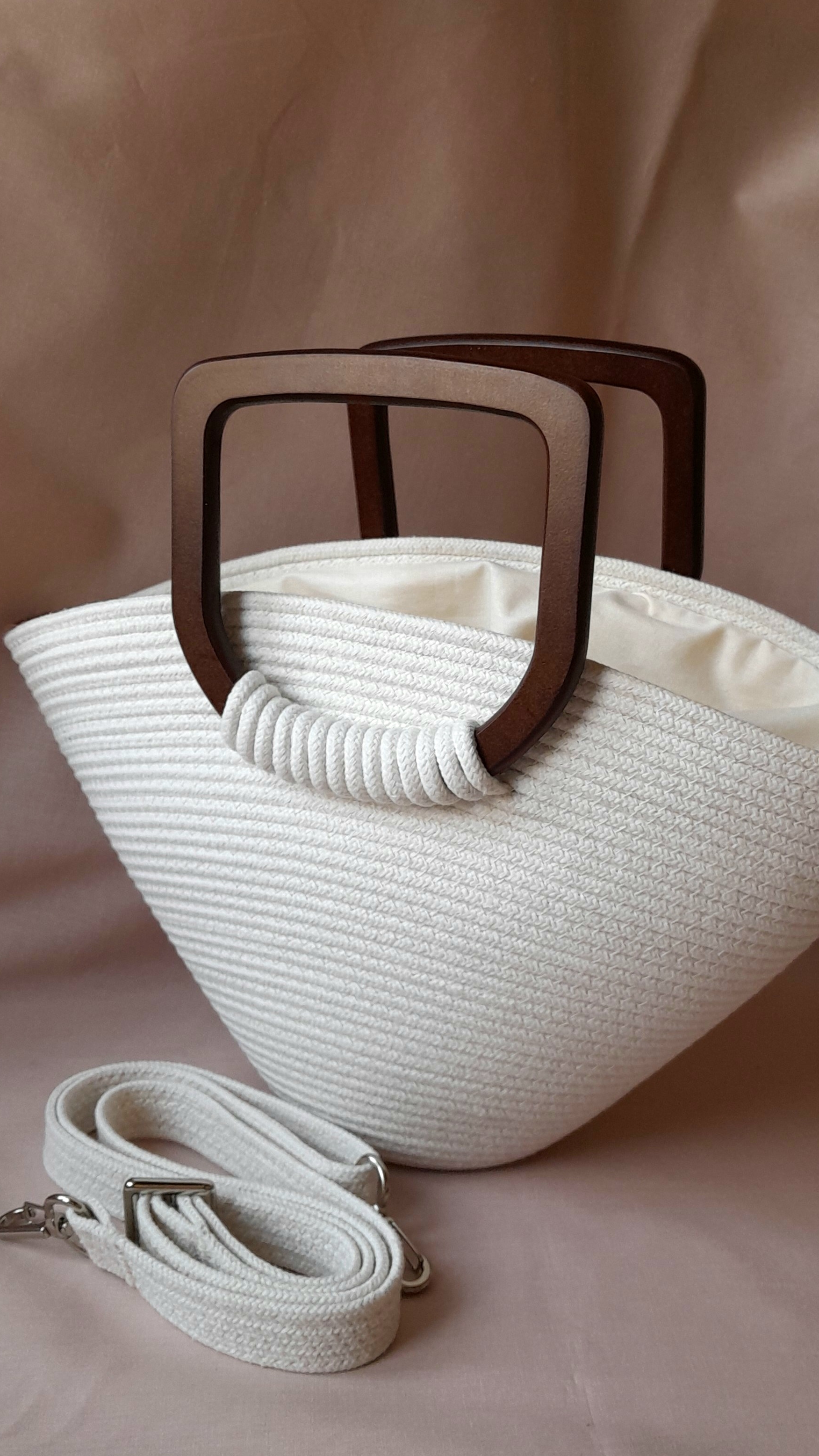 Новая элегантная модель