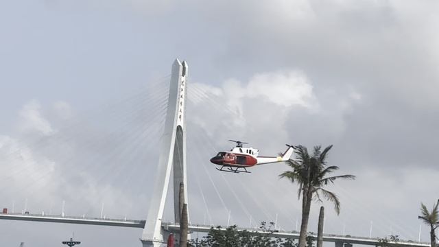 FLISHRC UH-1N twin huey Bell 212 Реалистичный радиоуправляемый вертолёт