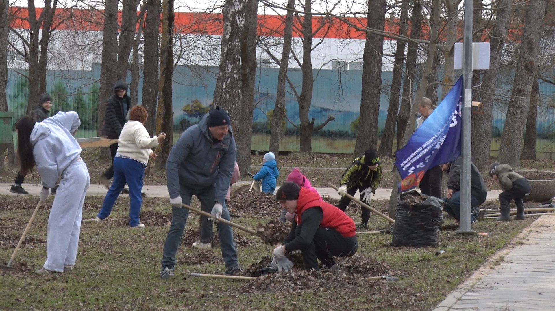 2026/04 – В Угличе проходят субботники