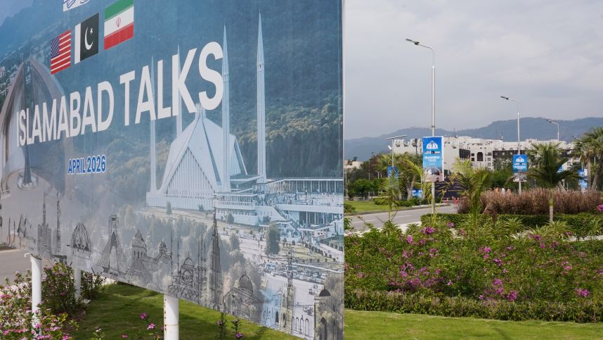 Переговоры США и Ирана в Исламабаде под вопросом: Вэнс ждет команды Трампа