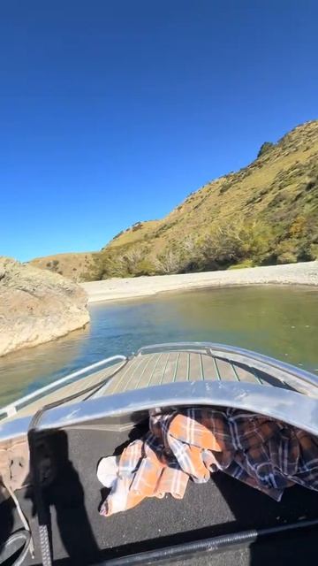 на моторке по мелководью.mp4